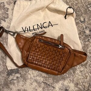 Valencia Holland belt bag brown woven